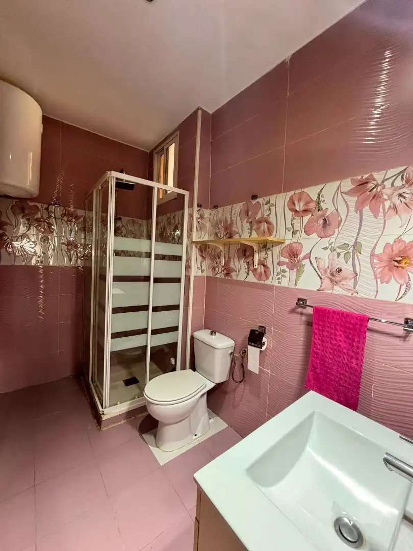 Baño de Apartamento en venta en Madrid con Aire acondicionado y Calefacción
