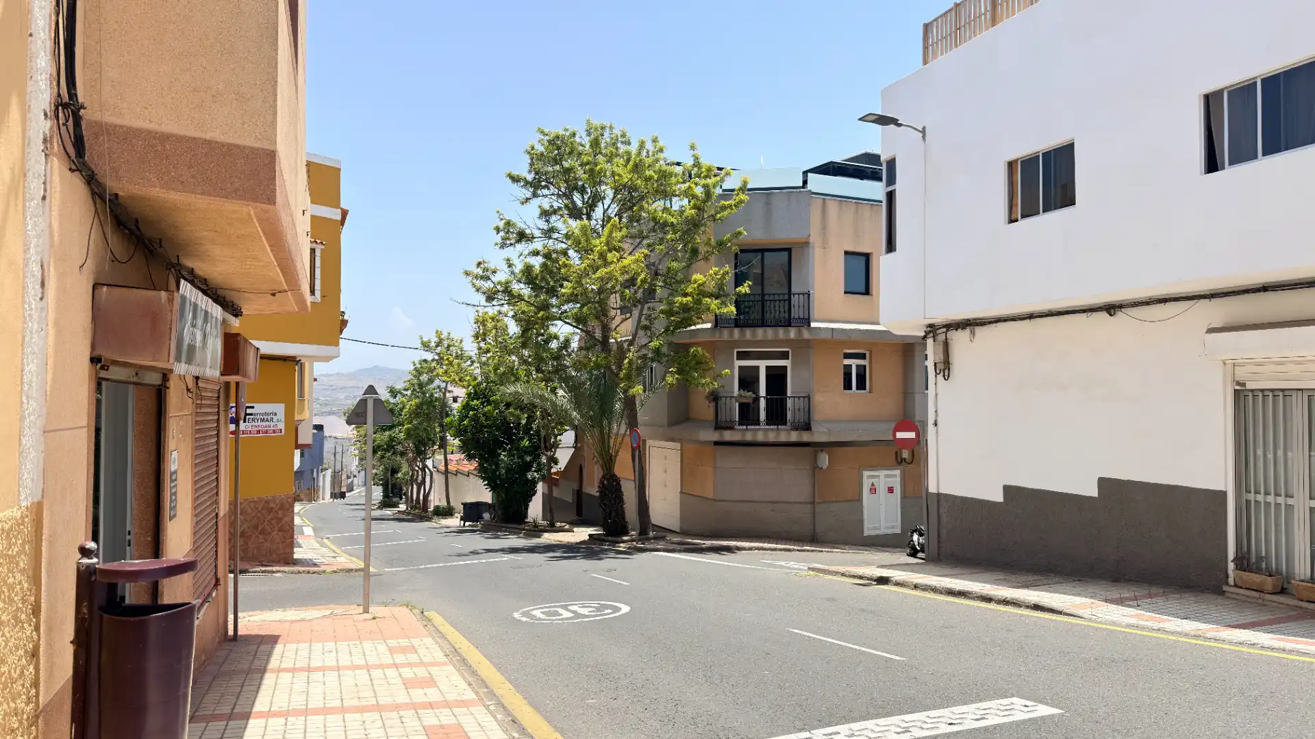 Vista exterior de Pis en venda en Las Palmas de Gran Canaria amb Balcó