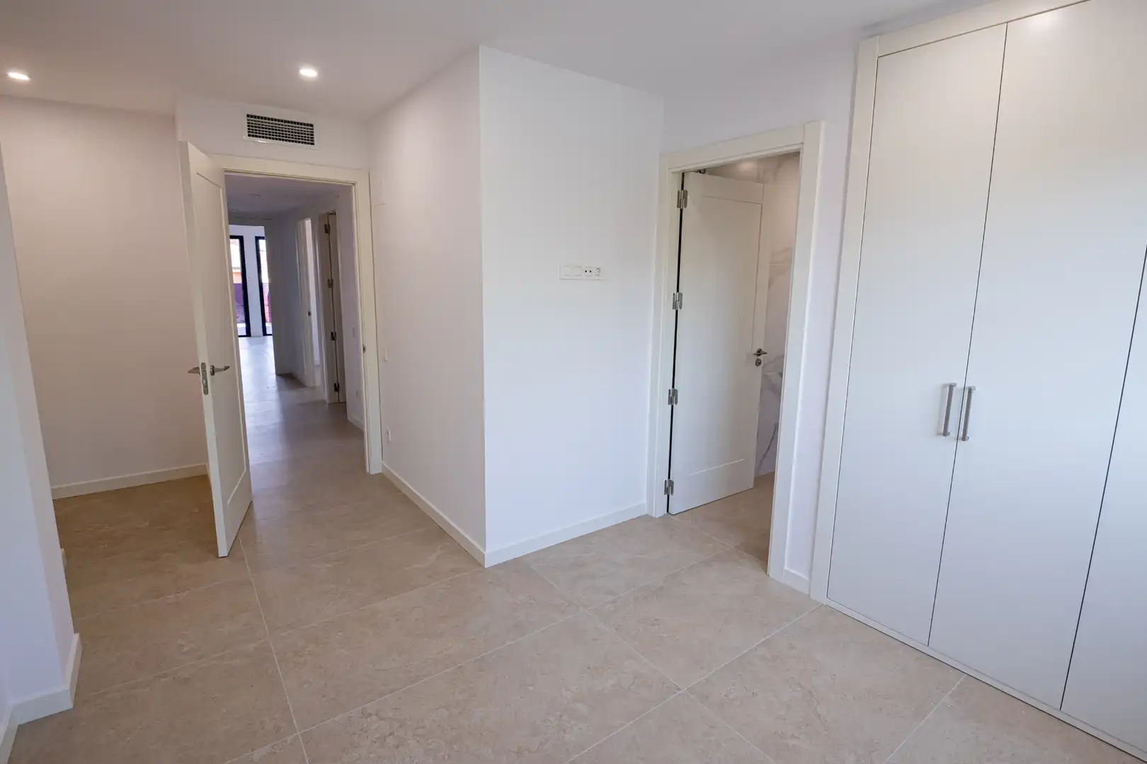 Neubau-Penthouse mit Aufzug zum Verkauf in Carrer de Granollers 7, imagen 8