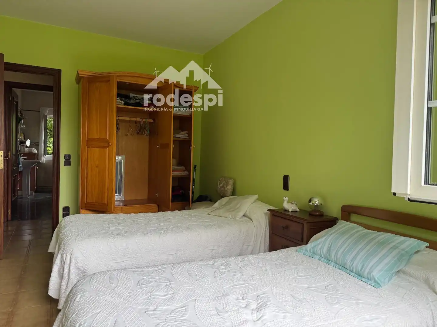 Schlafzimmer von Haus oder Chalet zum Verkauf in Sanxenxo mit Heizung, Abstellraum und Möbliert
