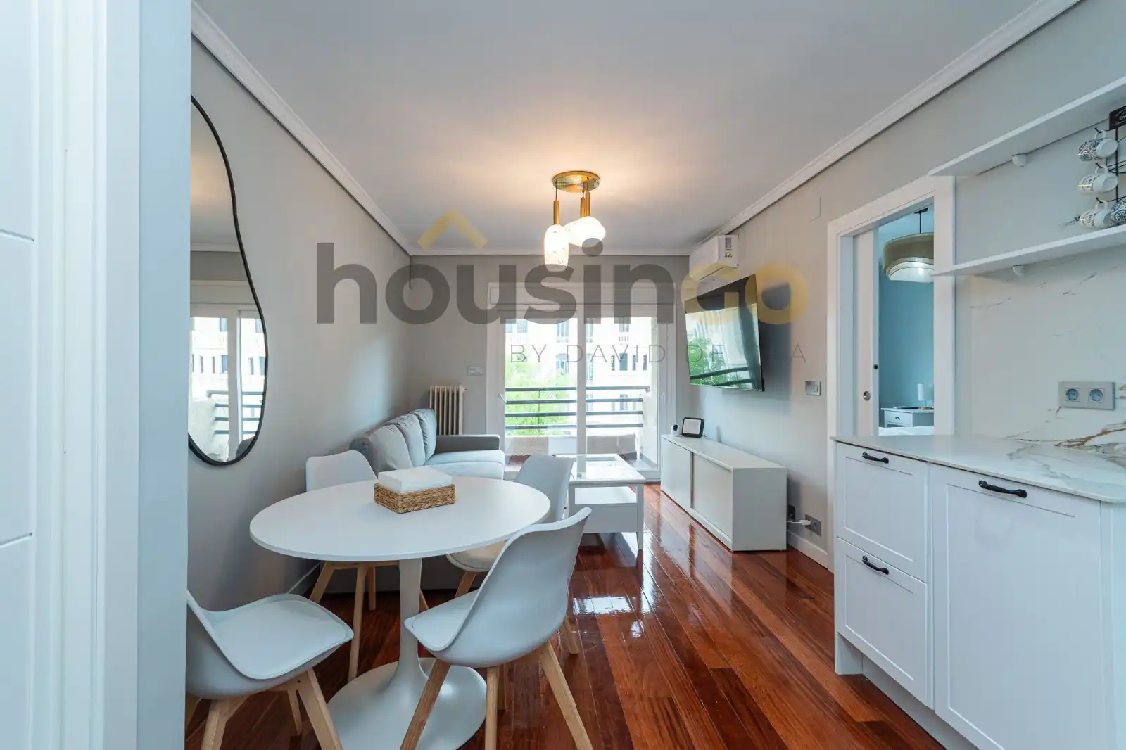 Living room of Flat for rent in Madrid  with Air Conditioner, Heating and Terrace