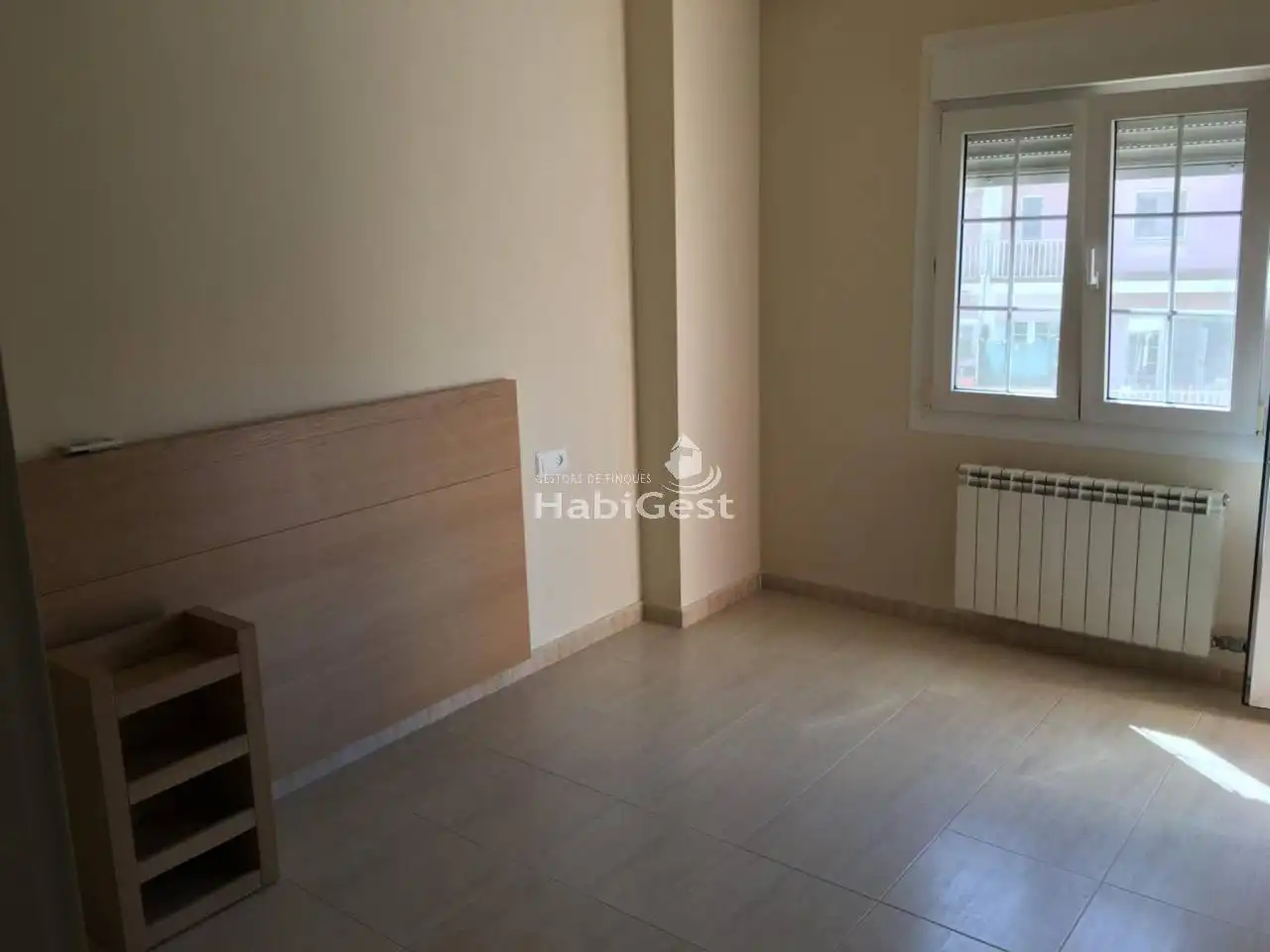 Habitación de Casa adosada de alquiler en Quart con Aire acondicionado, Calefacción y Terraza