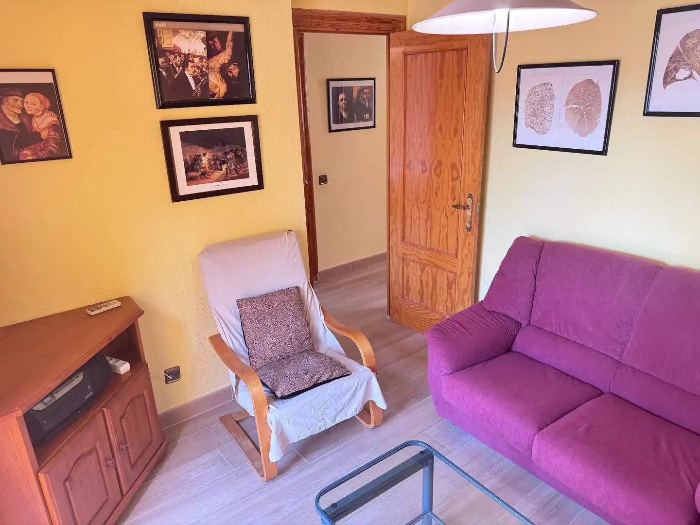 Wohnzimmer von Einfamilien-Reihenhaus zum Verkauf in Roquetas de Mar mit Klimaanlage