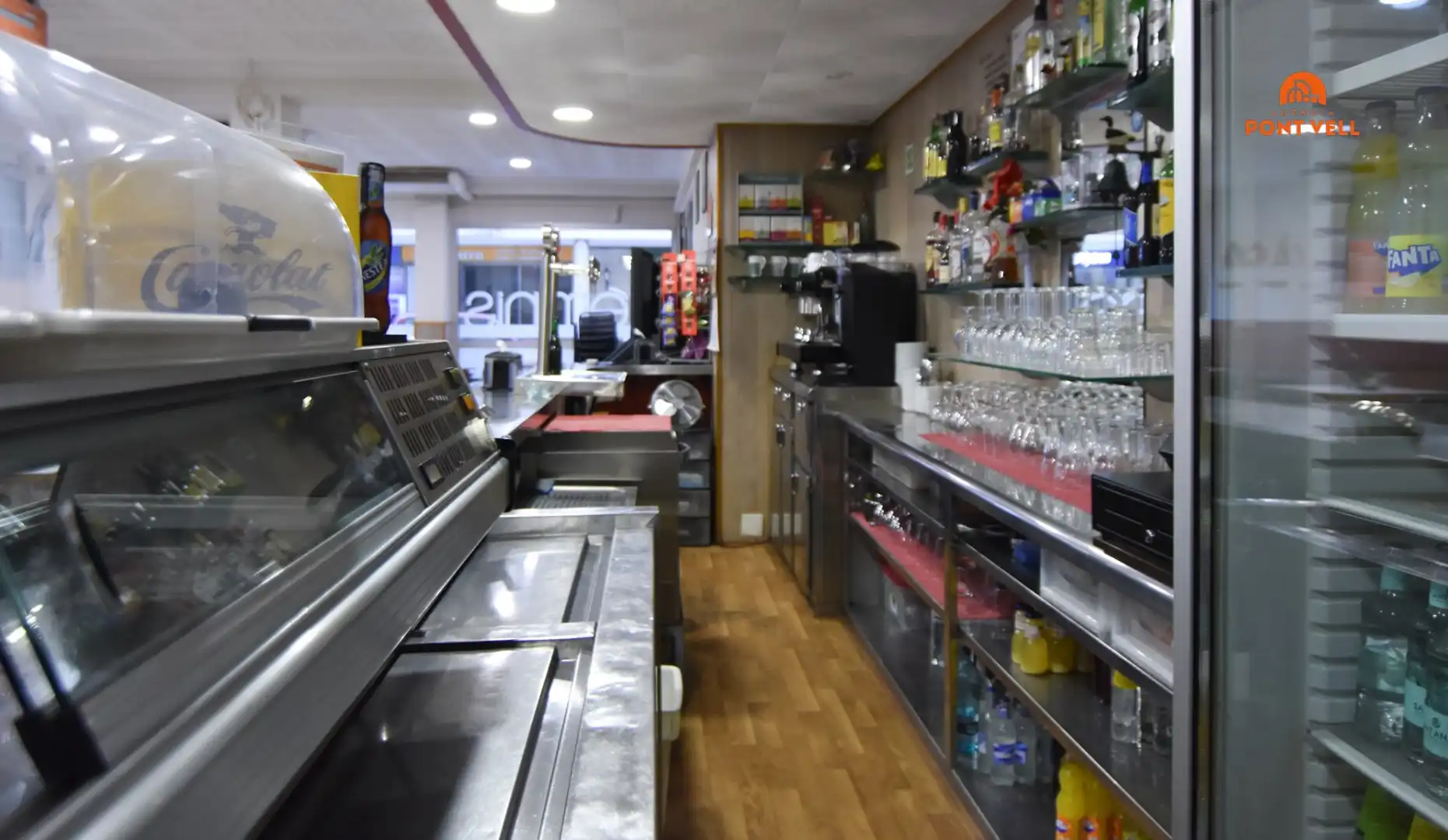 Local commercial à vendre à La Bisbal d'Empordà, imagen 11
