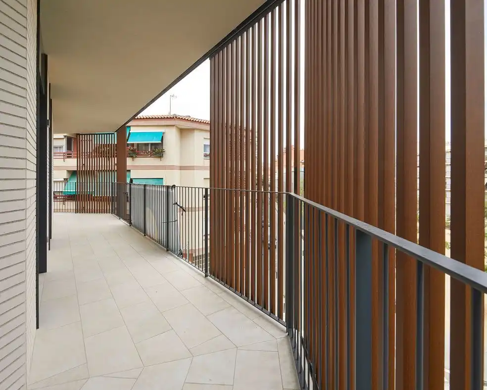 Terrassa de Pis de lloguer en L'Hospitalet de Llobregat amb Aire condicionat, Calefacció i Parquet