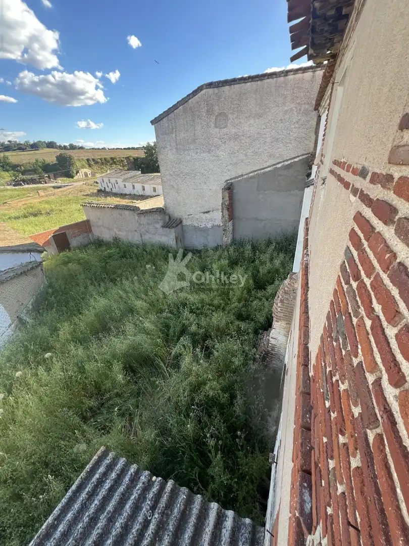 Casa adosada en venta en Villamantilla con Balcón