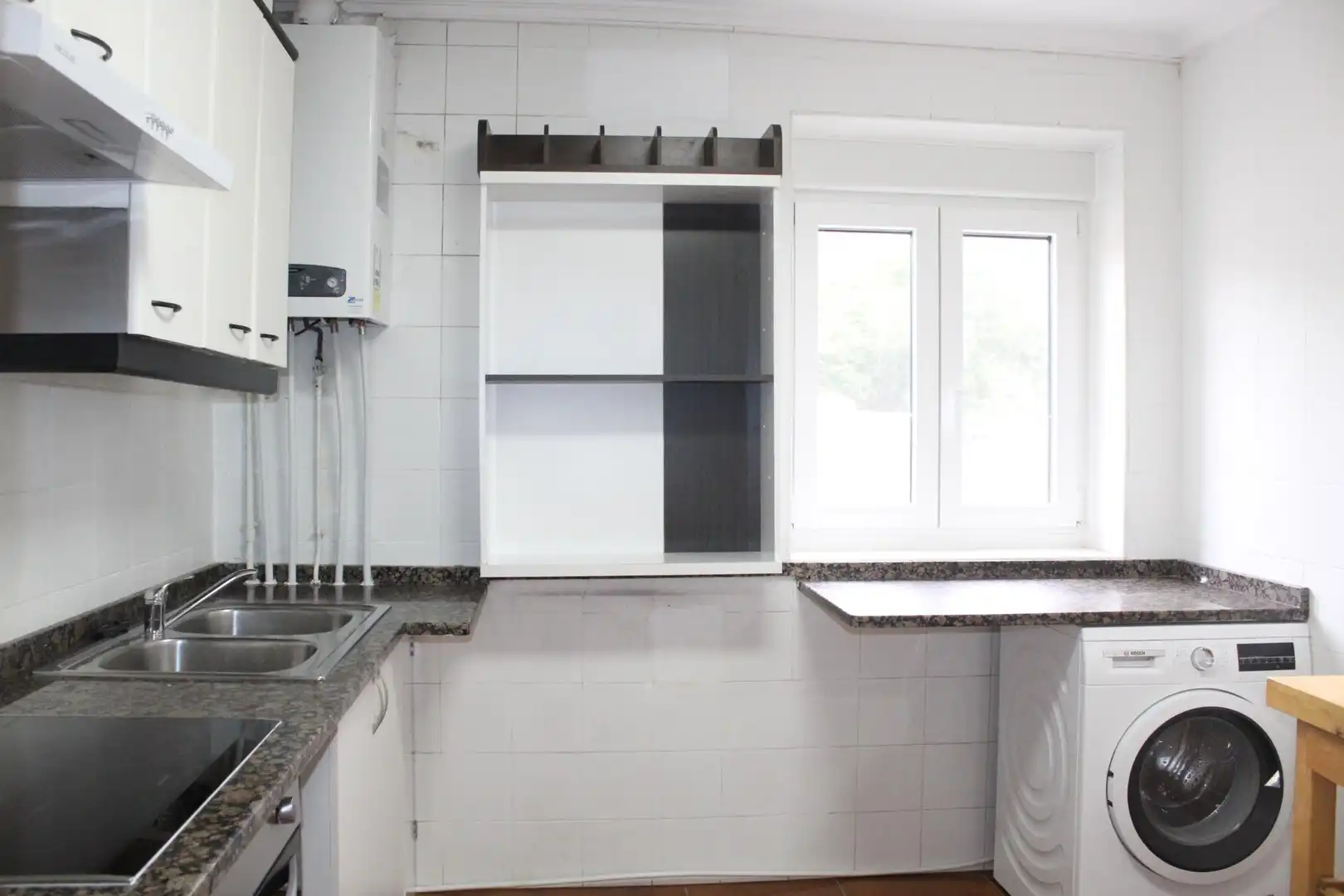 Cocina de Piso en venta en Andoain con Calefacción, Terraza y Trastero