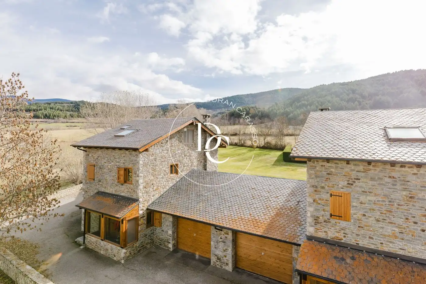 Vista exterior de Casa o chalet en venta en Puigcerdà con Jardín privado