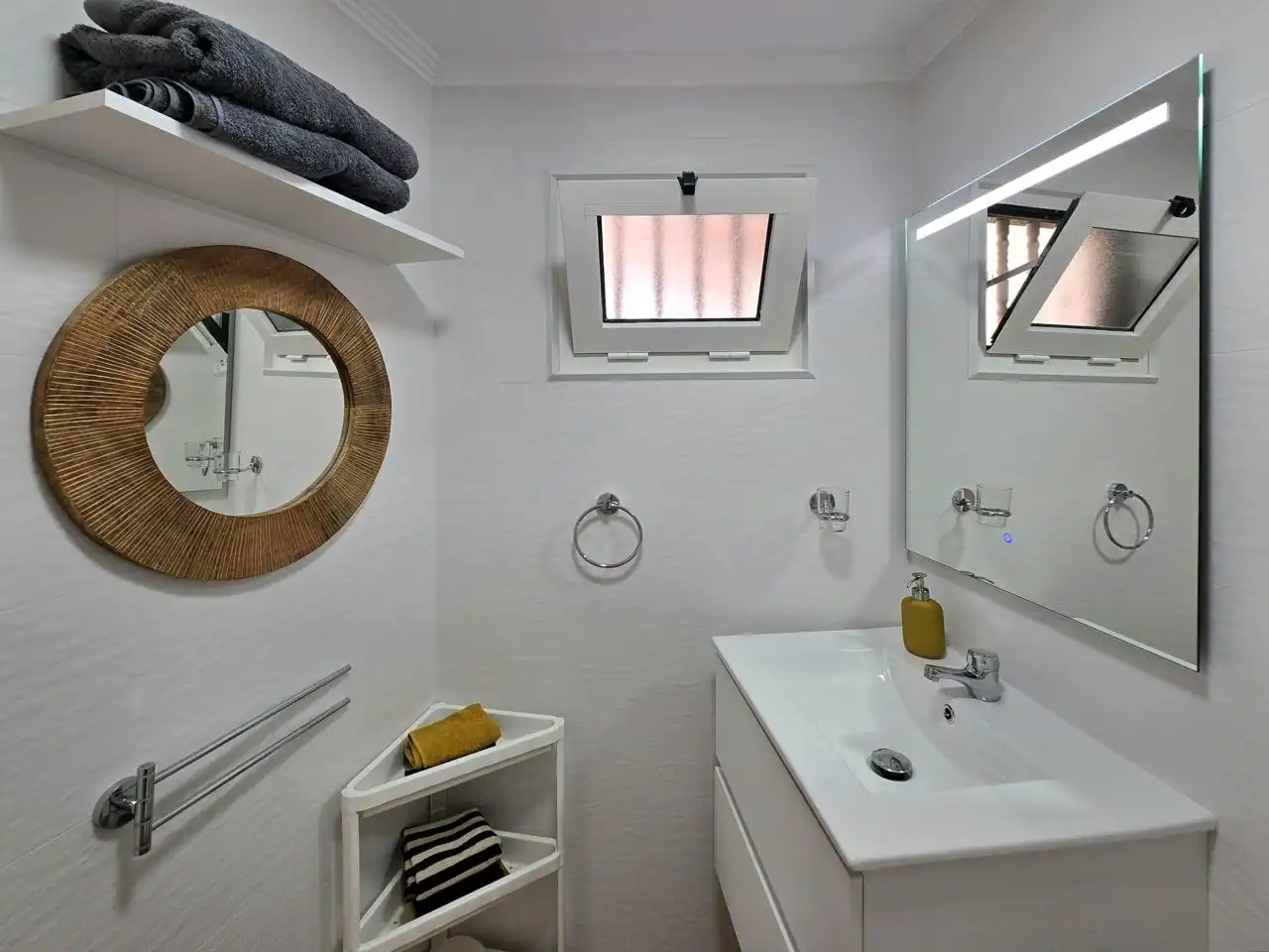 Badezimmer von Wohnungen zur Miete in San Bartolomé de Tirajana mit Terrasse, Möbliert und Balkon