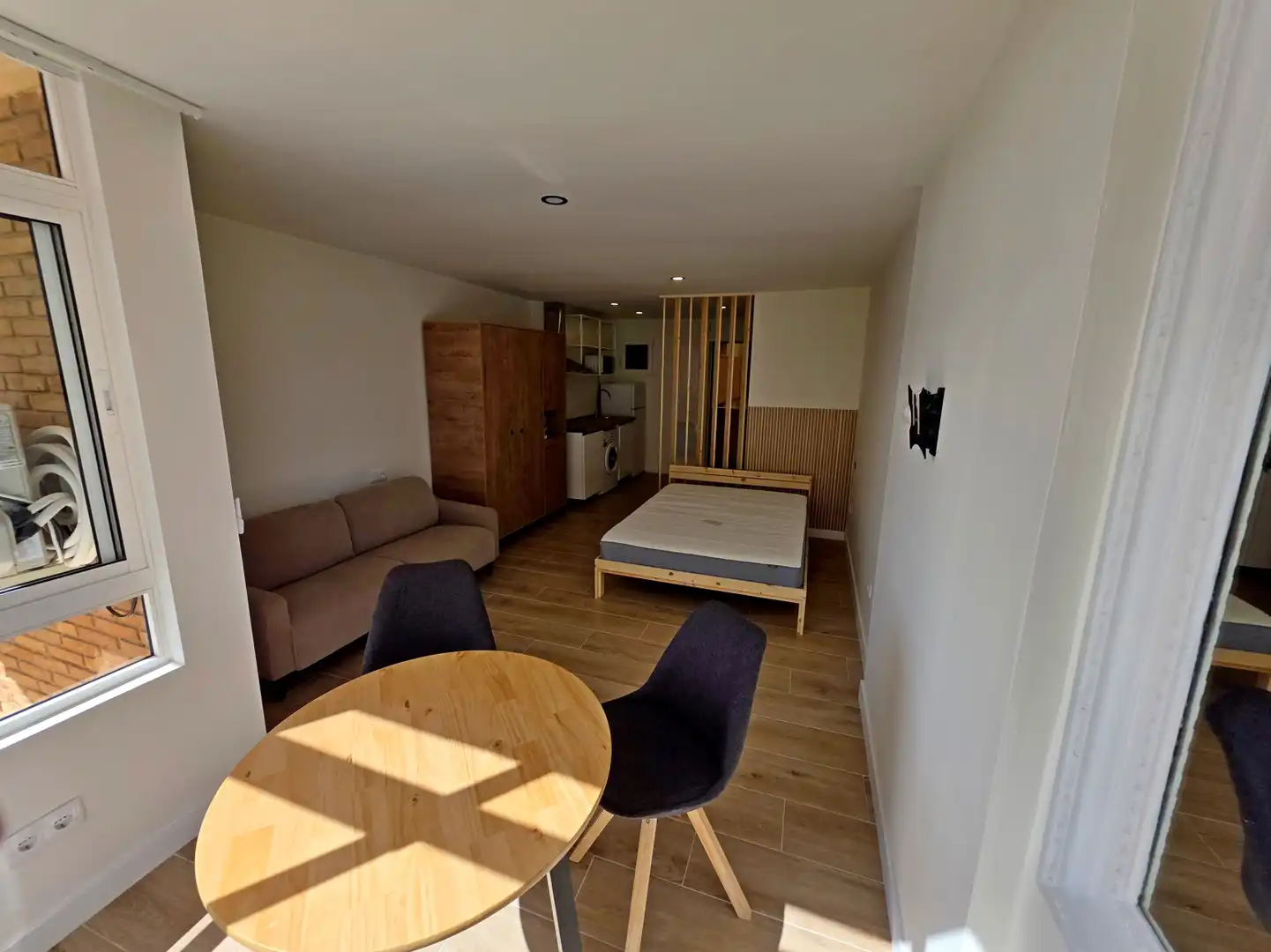 Schlafzimmer von Wohnung zur Miete in Benalmádena mit Klimaanlage, Privatgarten und Schwimmbad