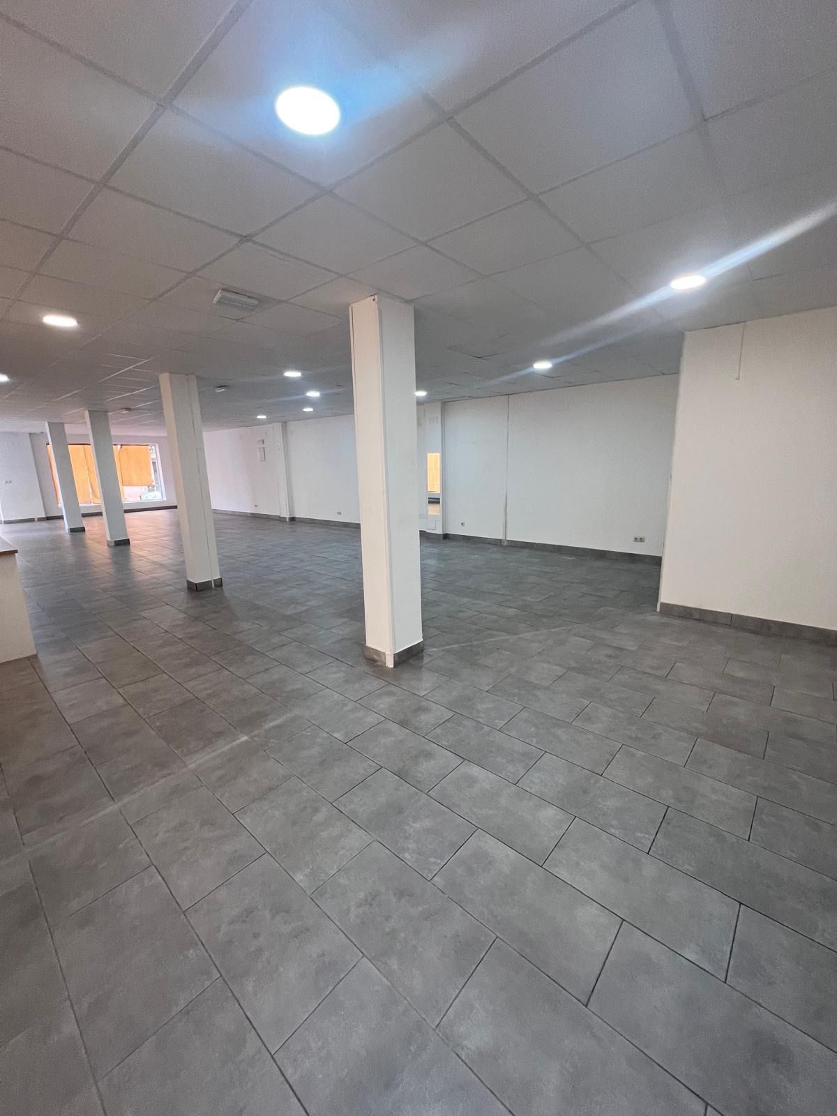 Local de lloguer a Centro Urbano