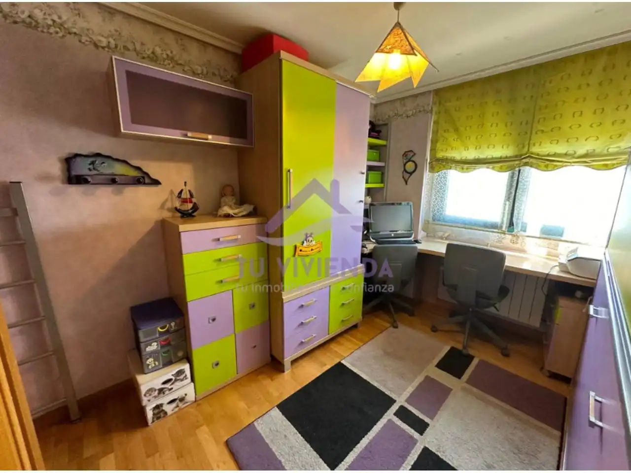 Bedroom of Attic for sale in Valladolid  with Heating, Parquet flooring and Terrace