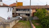 Vista exterior de Casa o xalet en venda en Villaviciosa amb Terrassa