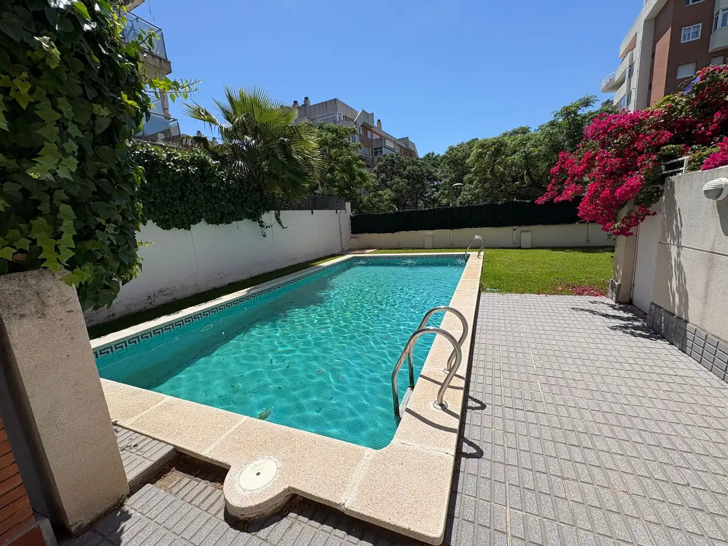 Swimming pool of Attic for sale in Salou  with Air Conditioner, Heating and Terrace