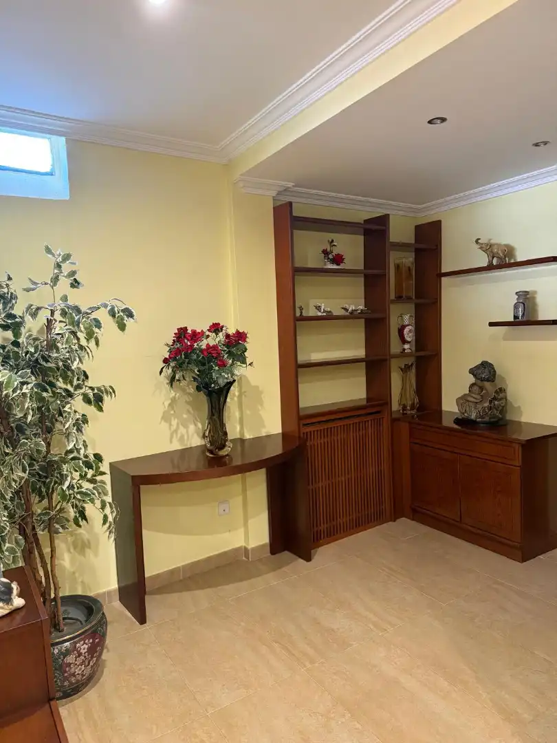 Sala d'estar de Pis en venda en Vilagarcía de Arousa amb Calefacció, Parquet i Moblat