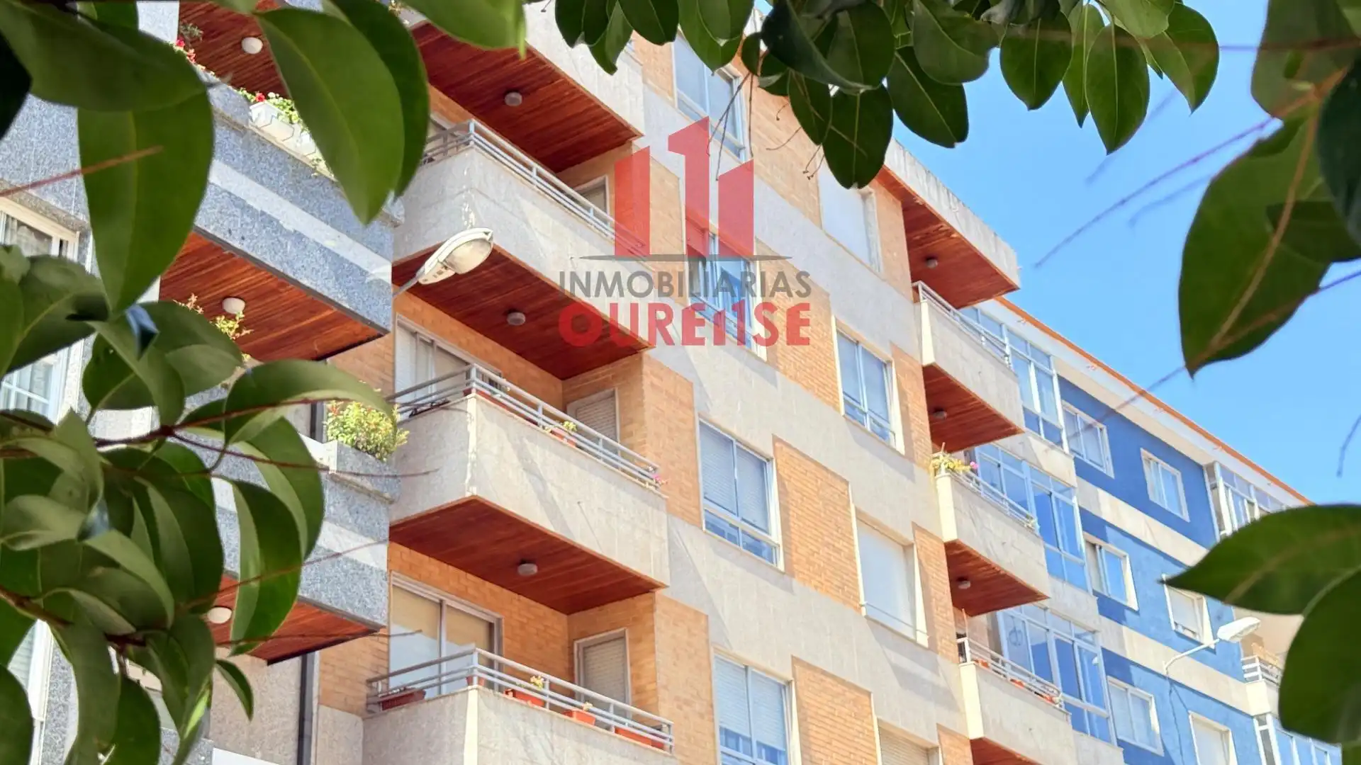 Exterior view of Flat for rent in Ourense Capital   with Furnished and Balcony