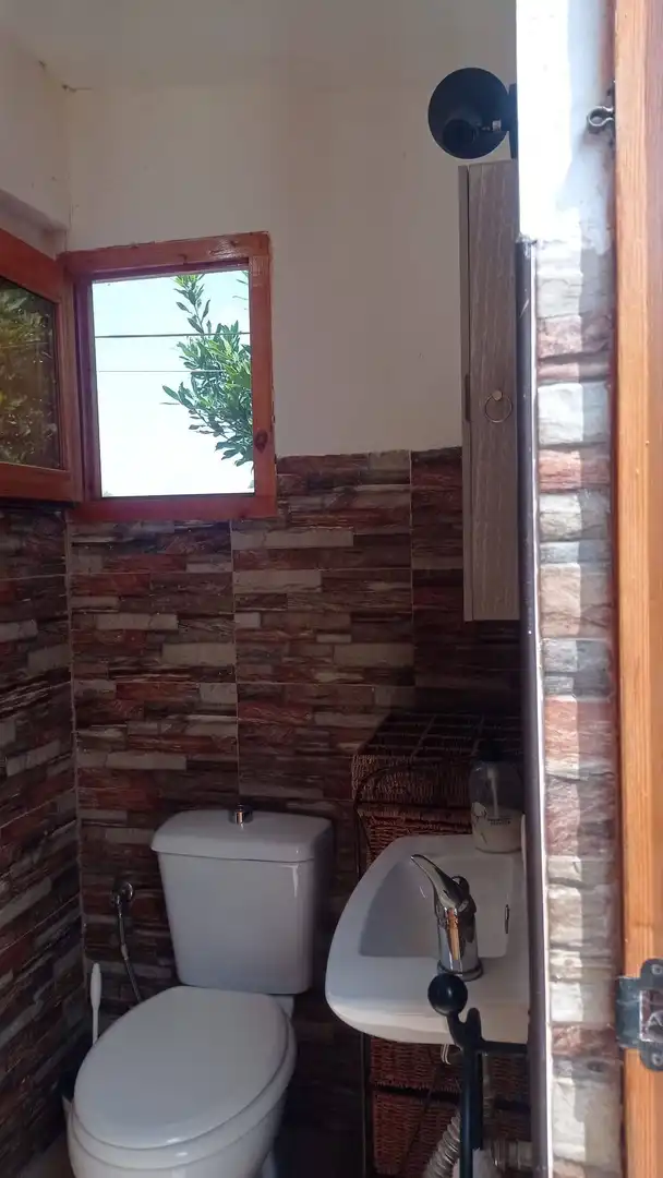 Bany de Casa o xalet en venda en Alicante / Alacant amb Jardí privat, Terrassa i Traster