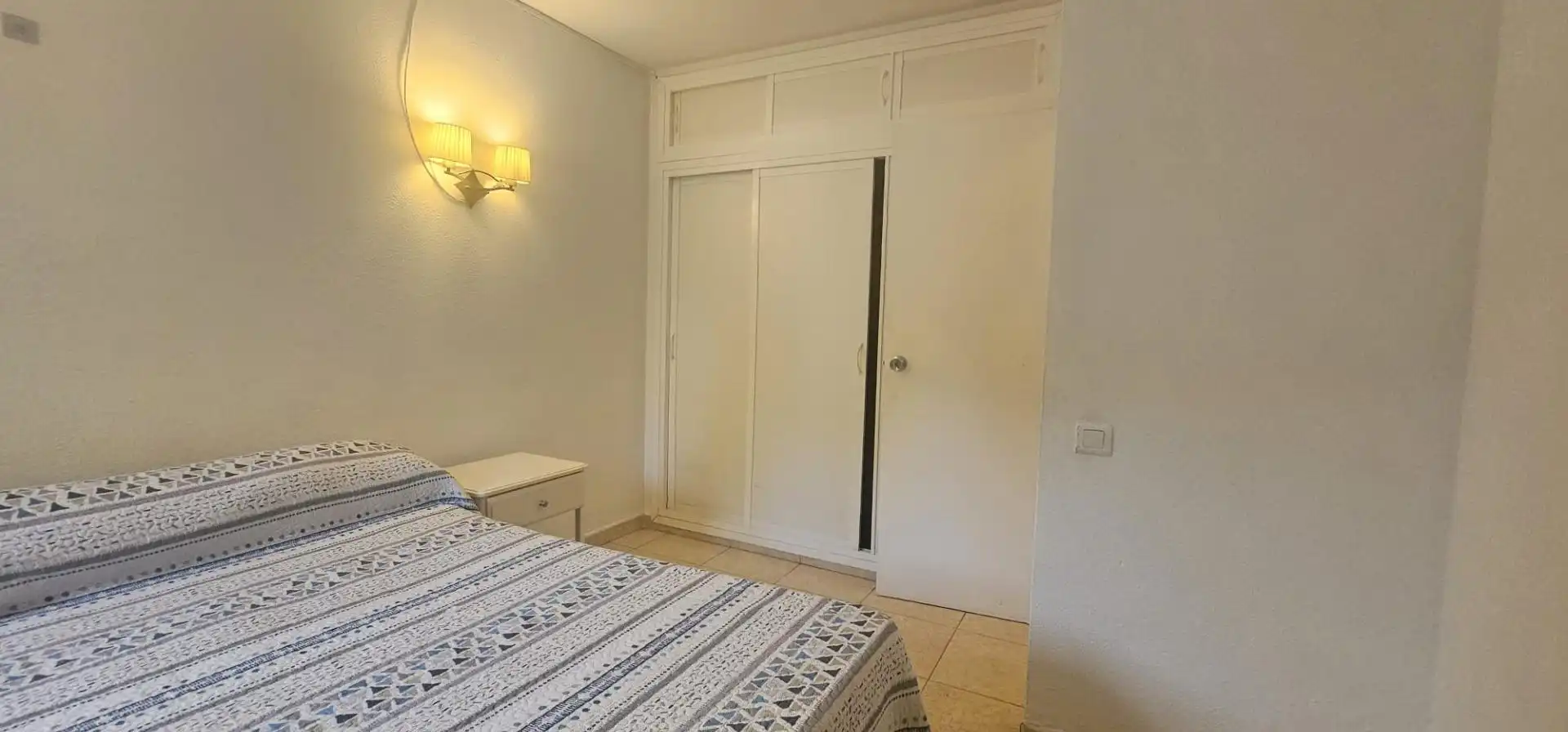 Habitación de Apartamento en venta en Benalmádena