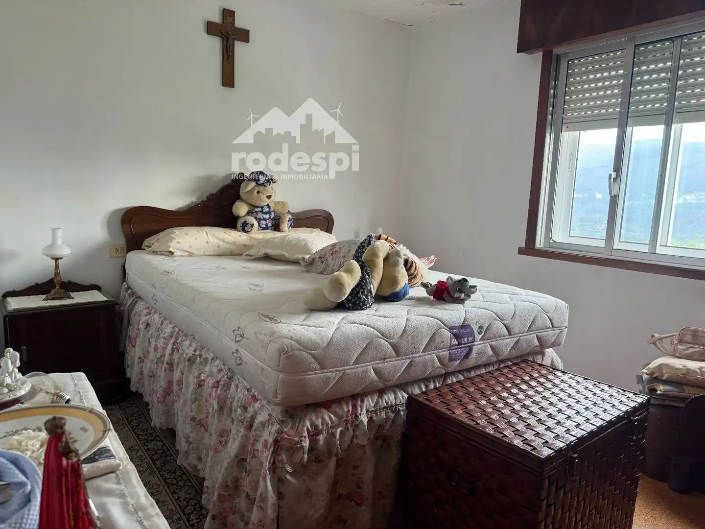 Dormitori de Casa o xalet en venda en Crecente amb Traster i Moblat