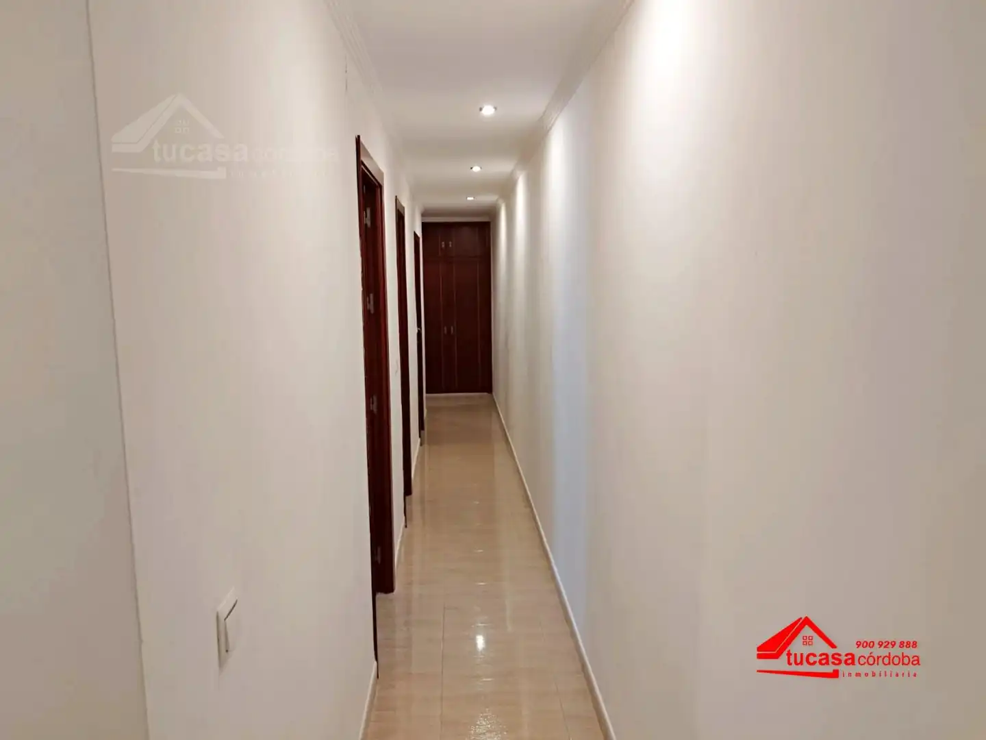 Flat for sale in Córdoba  with Air Conditioner, Heating and Furnished