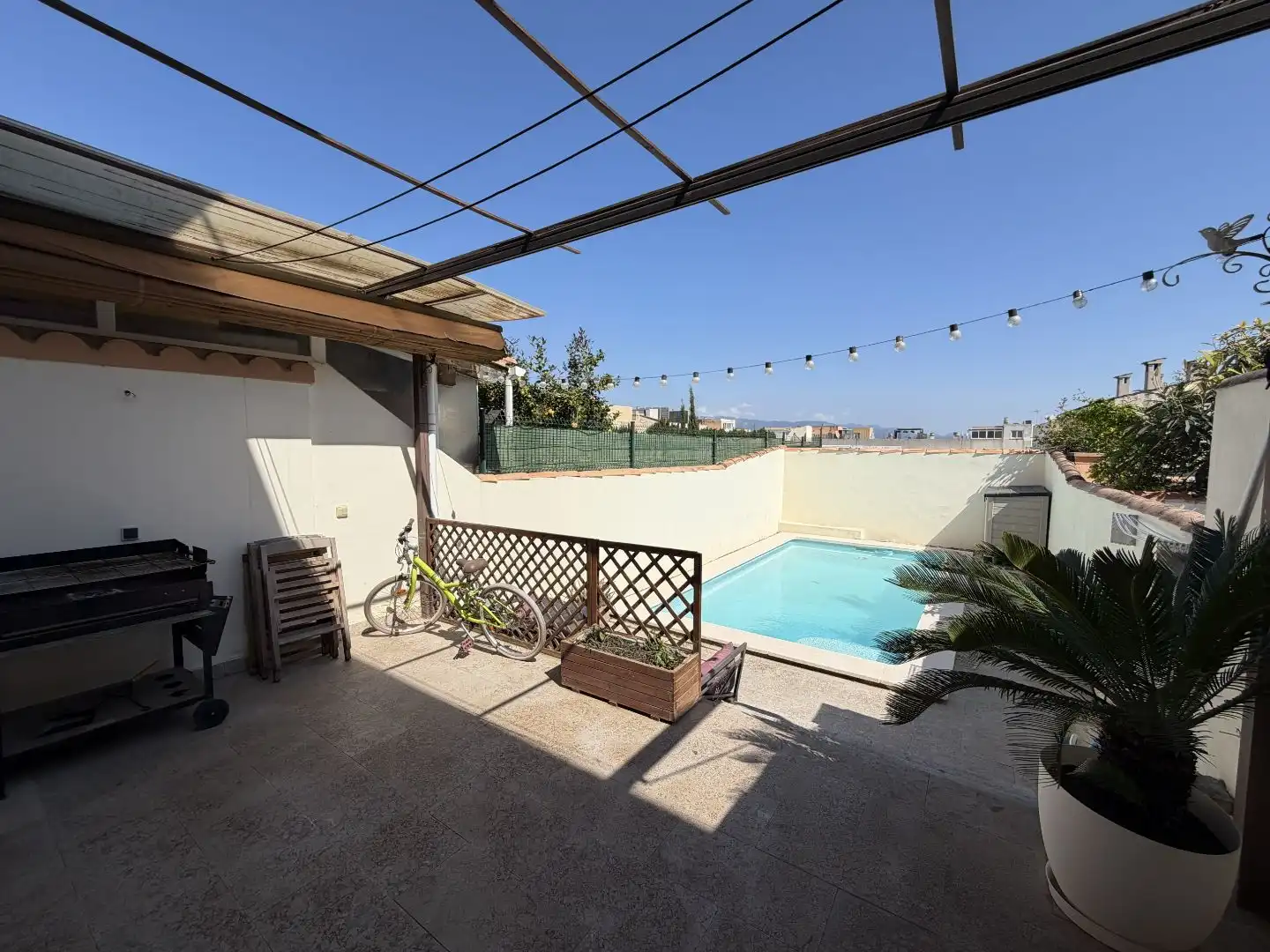 Adosado con jardín en venta en Canonge Sebastià Gili 6