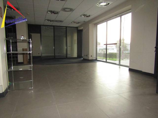 Local comercial en Alquiler en El Carmen