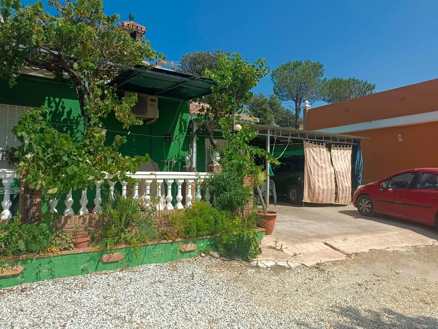 Außenansicht von Country house zum Verkauf in Málaga mit Terrasse