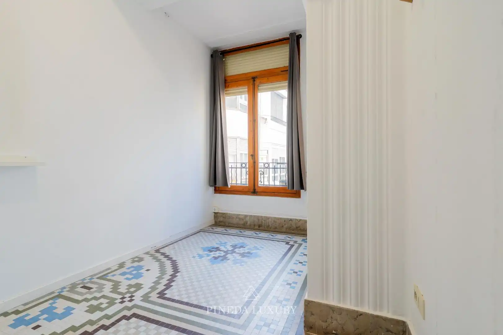 Schlafzimmer von Wohnung zum Verkauf in Valencia mit Heizung und Balkon