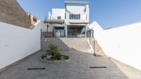 Exterior view of Single-family semi-detached for sale in Escúzar  with Air Conditioner, Terrace and Balcony