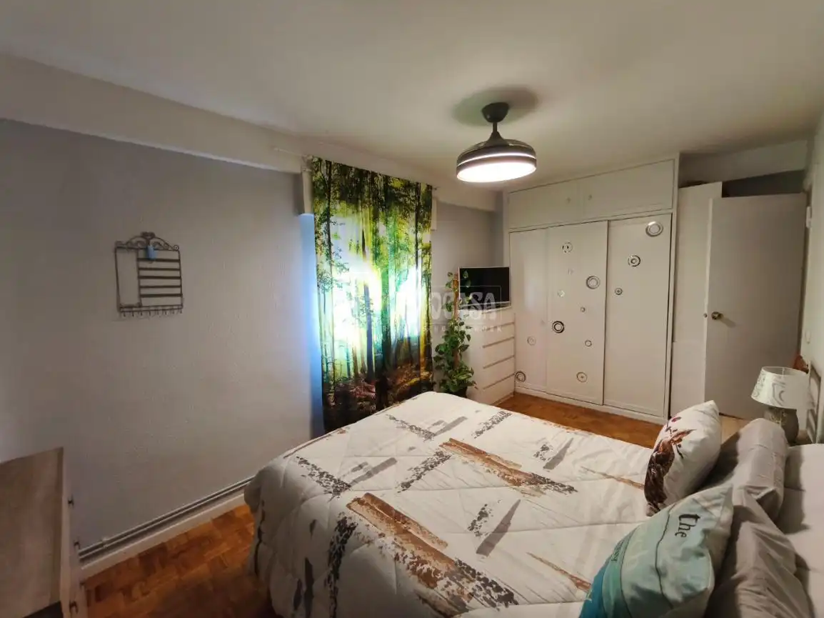 Habitación de Piso en venta en Azuqueca de Henares con Calefacción, Terraza y Balcón