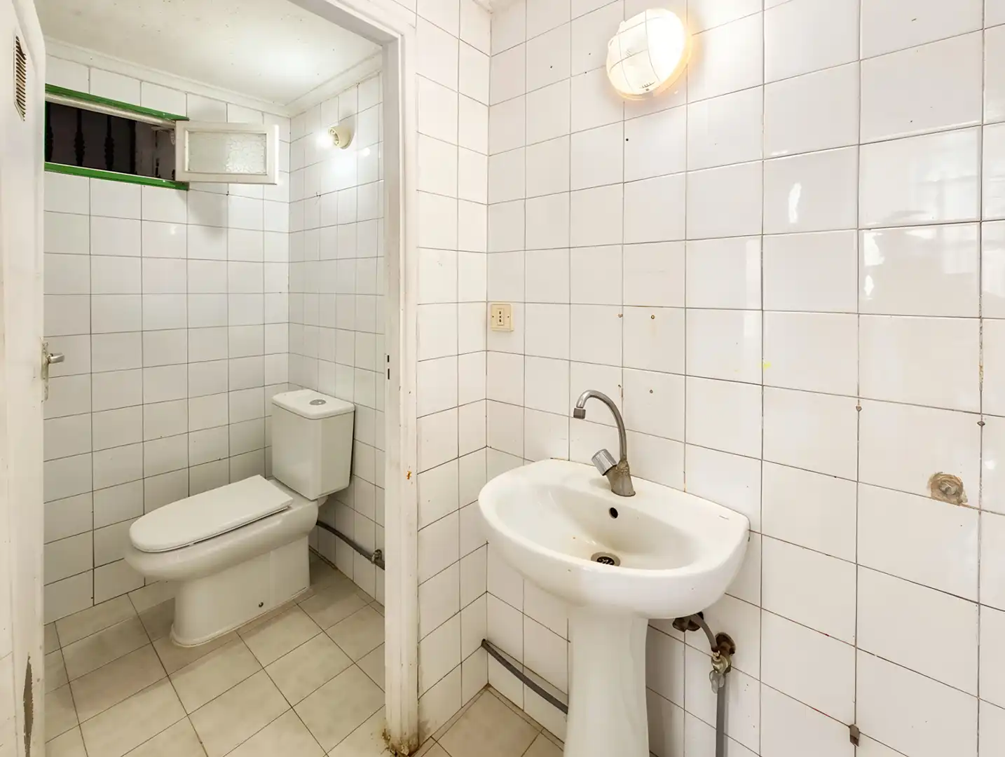 Bany de Casa o xalet en venda en Las Palmas de Gran Canaria amb Terrassa, Traster i Moblat