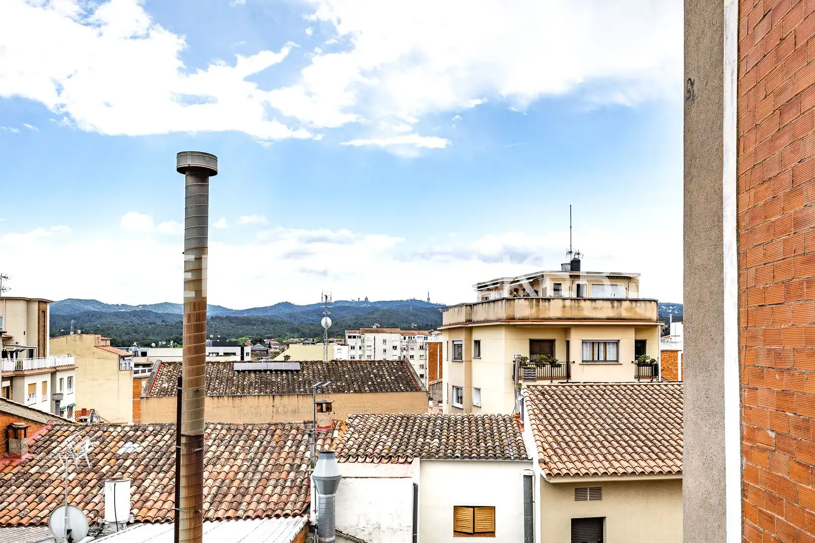 Vista exterior de Finca rústica en venda en Sant Cugat del Vallès amb Aire condicionat, Calefacció i Terrassa