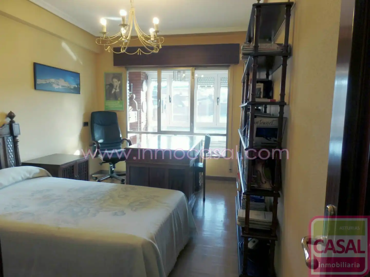 Bedroom of Flat for sale in Oviedo   with Heating, Terrace and Furnished