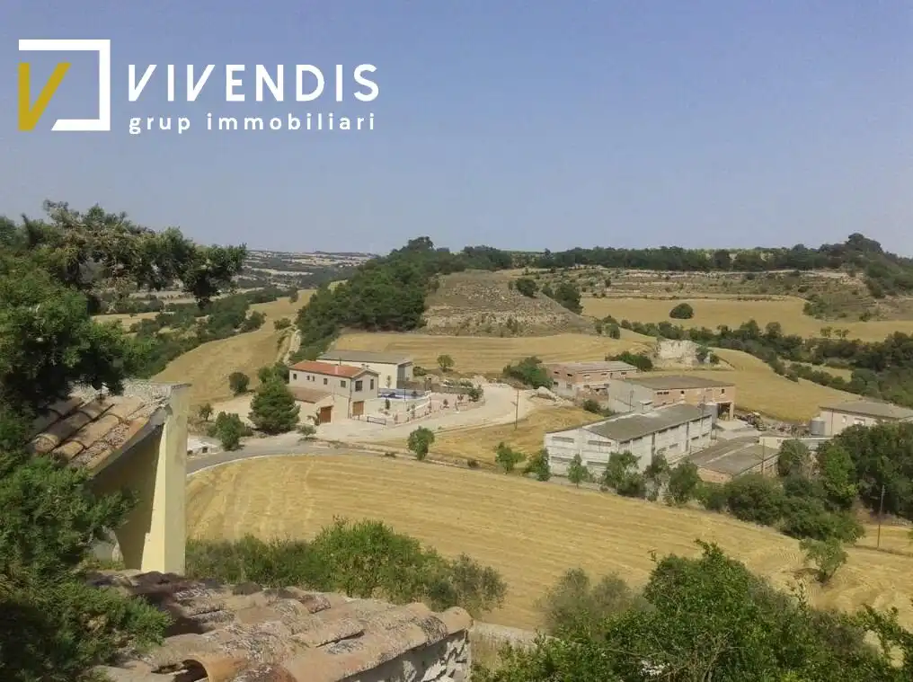 Houses for sale in Les Oluges  with Heating, Private garden and Storage room