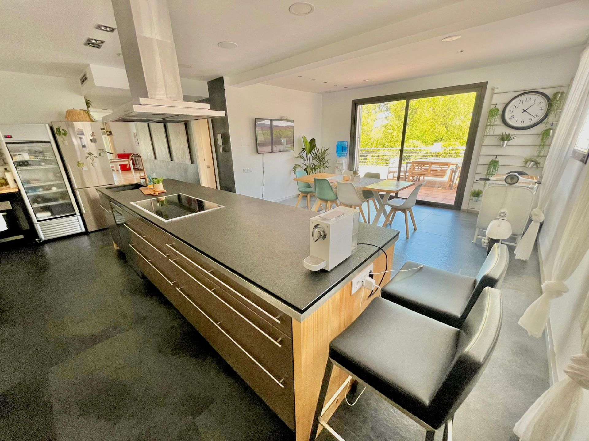 Cuina de Casa o xalet en venda en Blanes amb Aire condicionat, Calefacció i Jardí privat