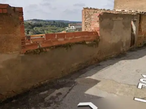 Terreny residencial en venda a Carrer castell 12, imagen 2