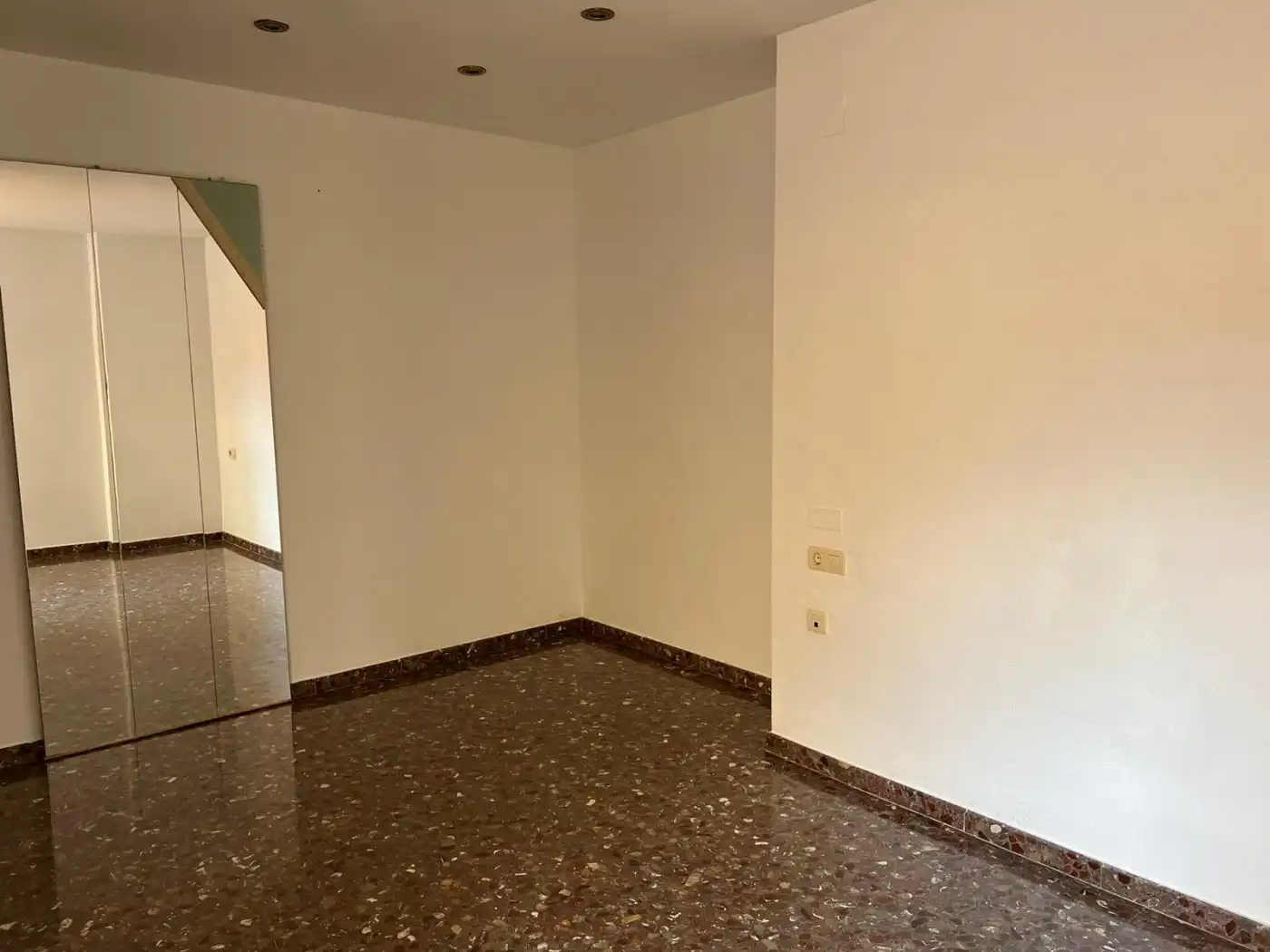 Wohnung zur Miete in Ontinyent mit Klimaanlage und Abstellraum
