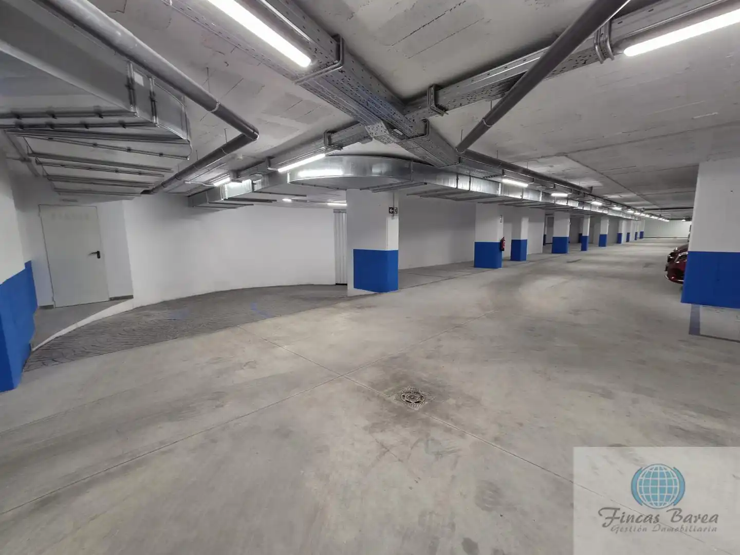 Garage for rent in Martinez Catena, Puerto Deportivo