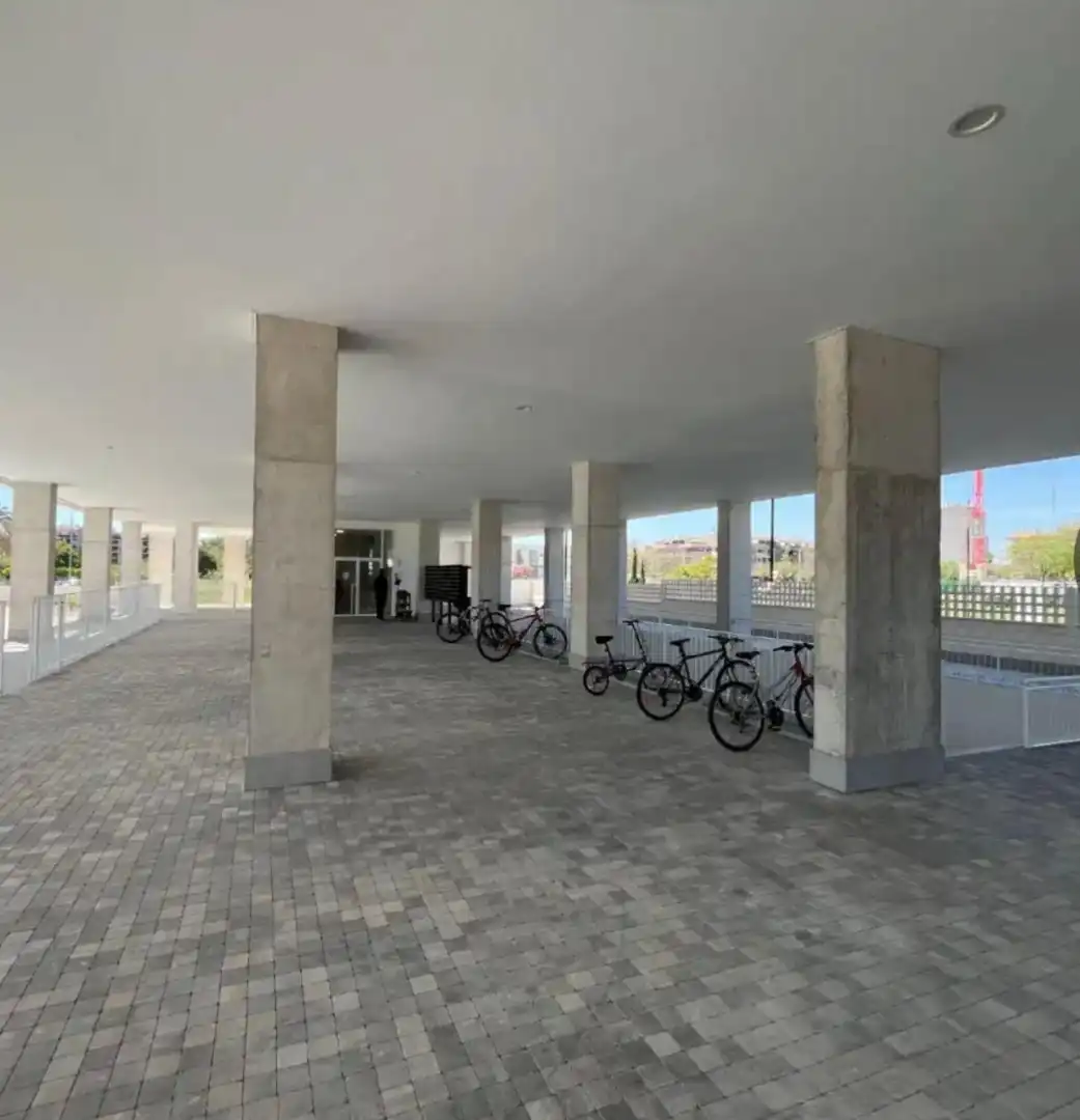 Parkplatz von Wohnung zur Miete in Murcia mit Klimaanlage, Heizung und Möbliert