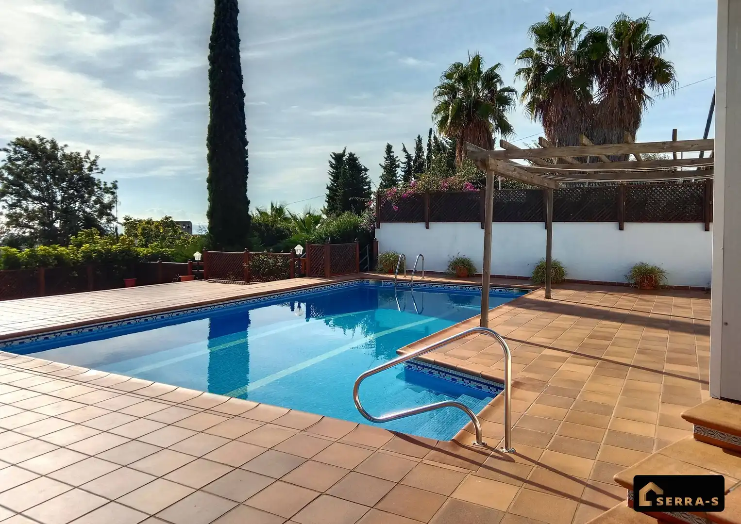 Xalet amb piscina en venda a Santa Susanna