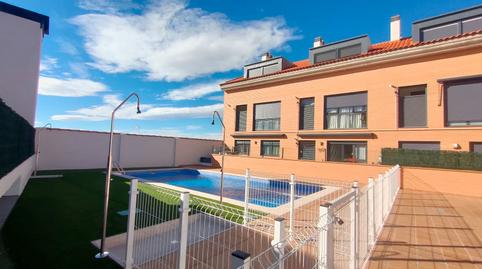 Photo 2 of Duplex to rent in Torrejón del Rey, Guadalajara