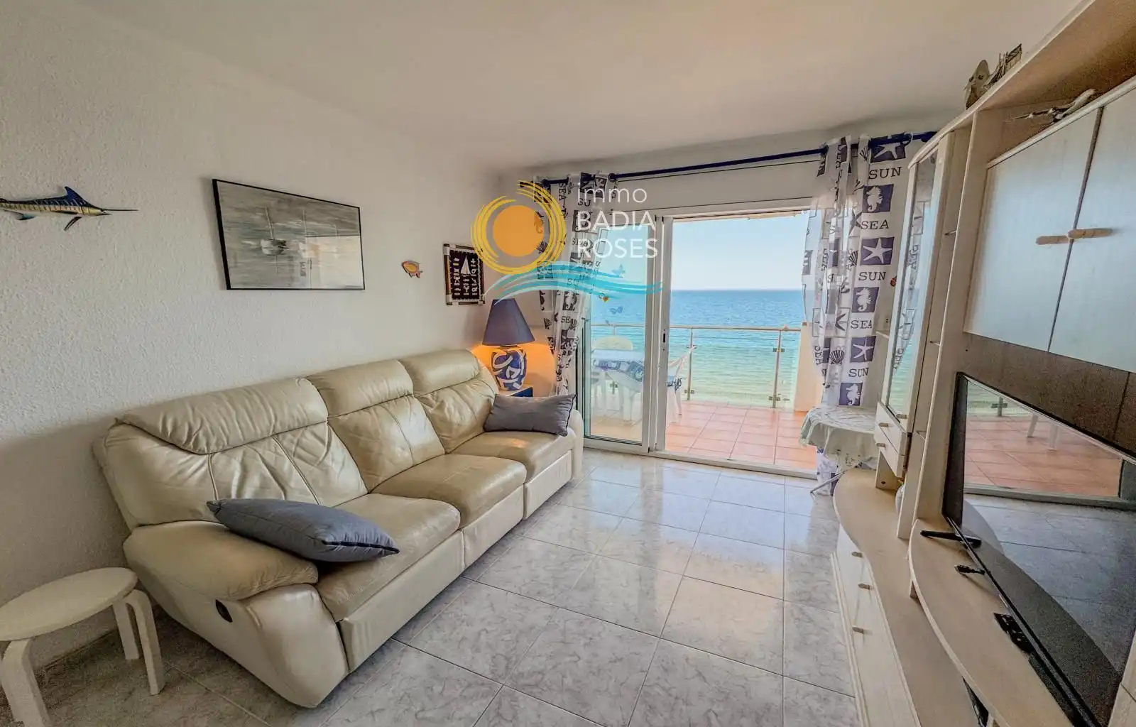 Sala de estar de Piso en venta en Roses con Aire acondicionado, Calefacción y Terraza
