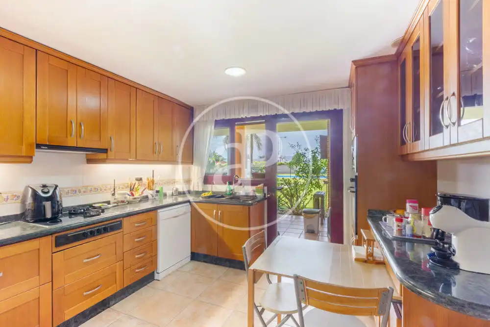 Cocina de Casa o chalet en venta en Sagunto / Sagunt con Aire acondicionado, Calefacción y Jardín privado