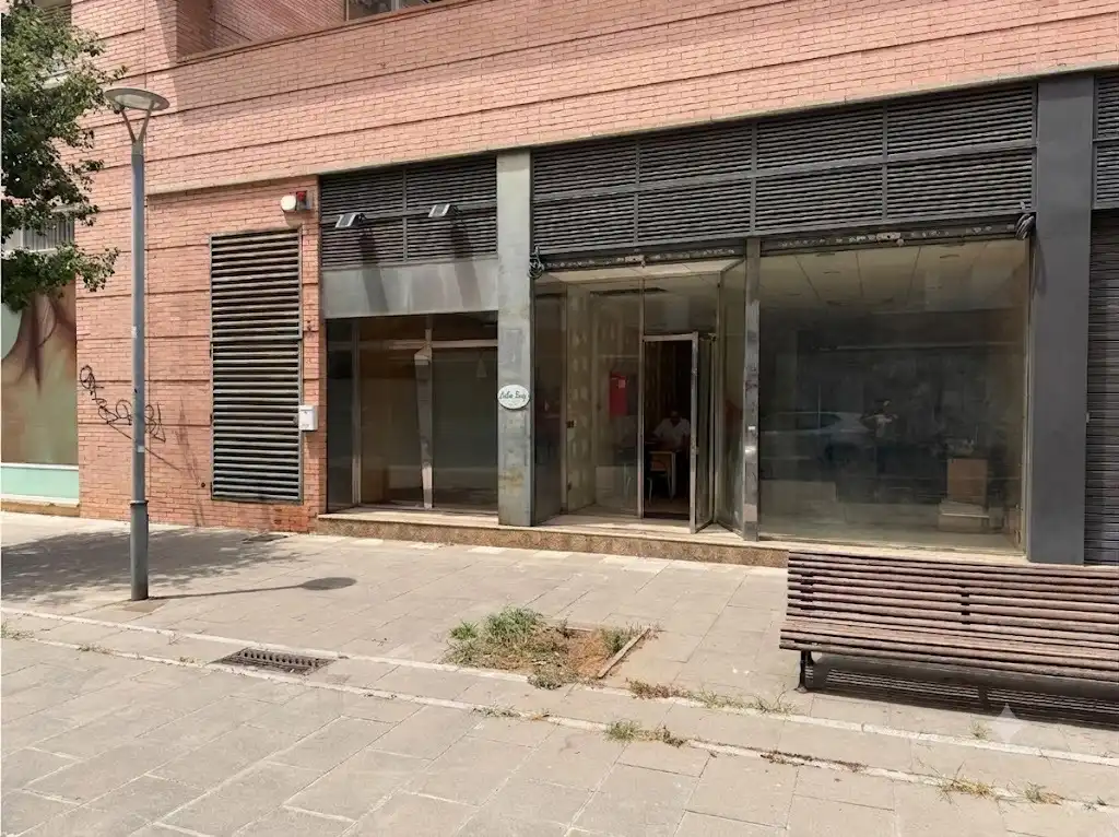 Geschaftsraum zum Verkauf in Via Europa - Parc Central