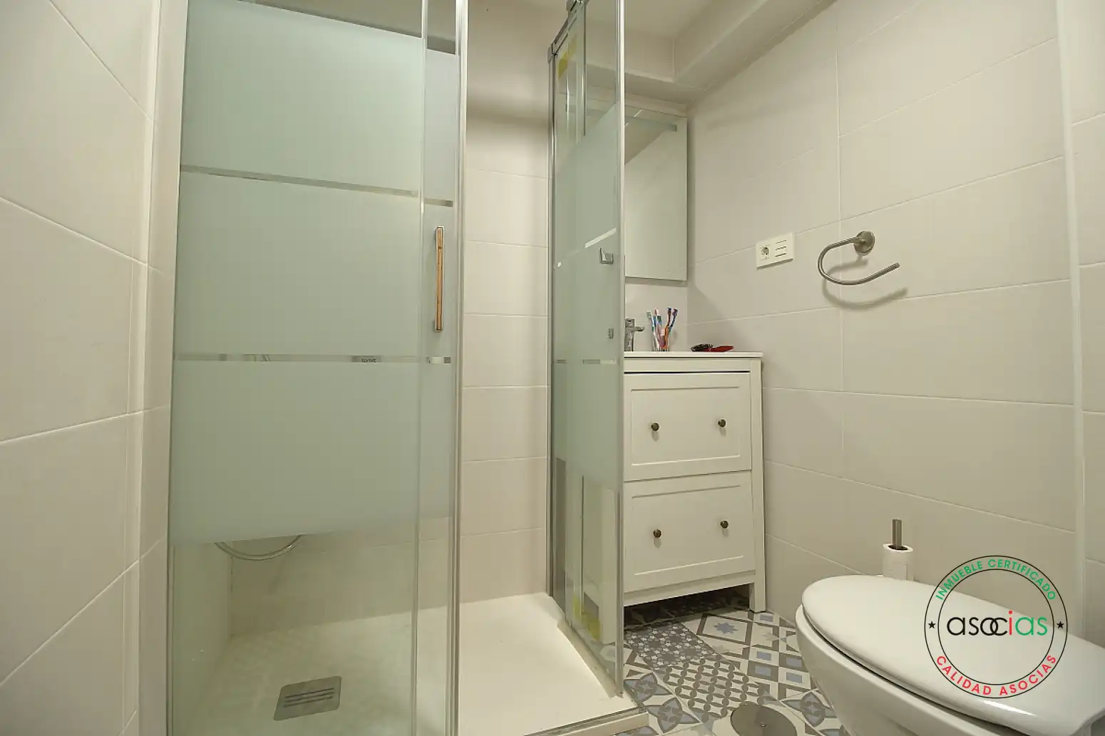 Baño de Piso en venta en Gijón  con Calefacción y Parquet
