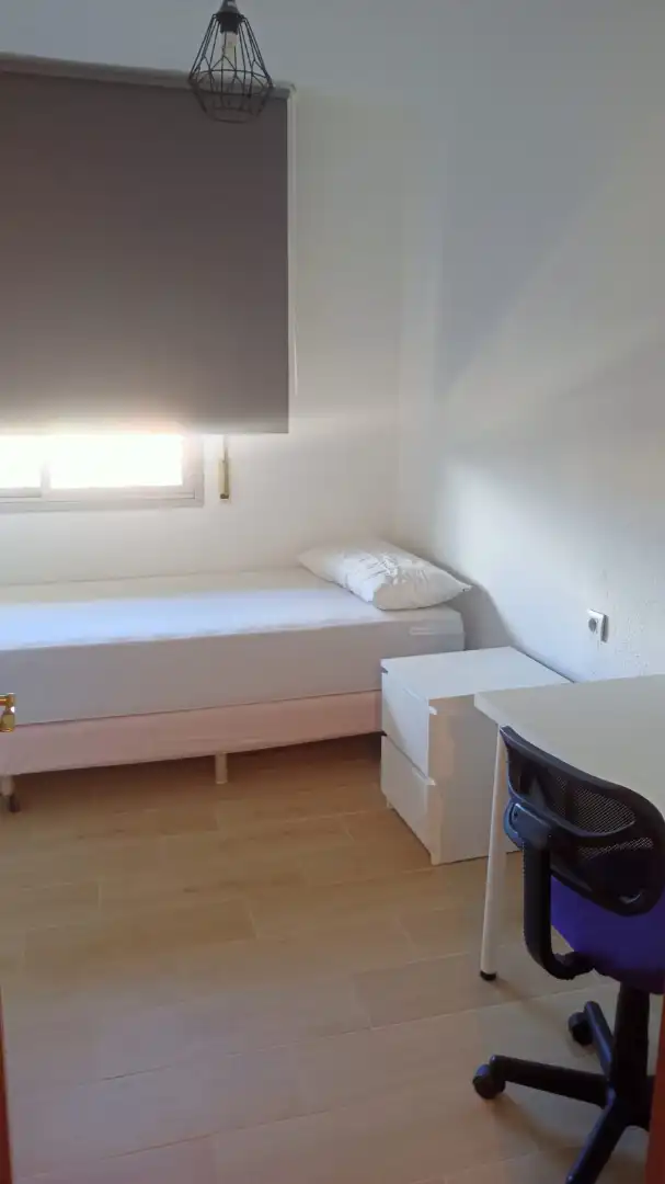 Flat for rent in Avenida de Italia, 14, Barrio de Zaidín