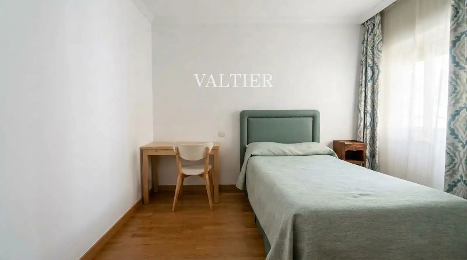 Schlafzimmer von Wohnung zur Miete in Madrid mit Klimaanlage