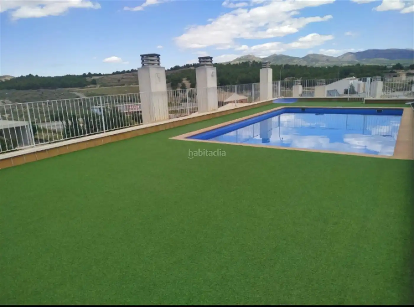 Piso con piscina en venta en Calle Venezuela 90, imagen 2