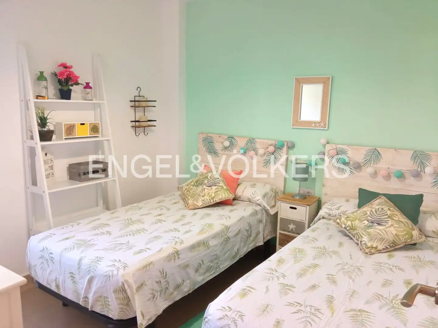 Schlafzimmer von Wohnung zur Miete in Sot de Chera mit Klimaanlage, Heizung und Möbliert