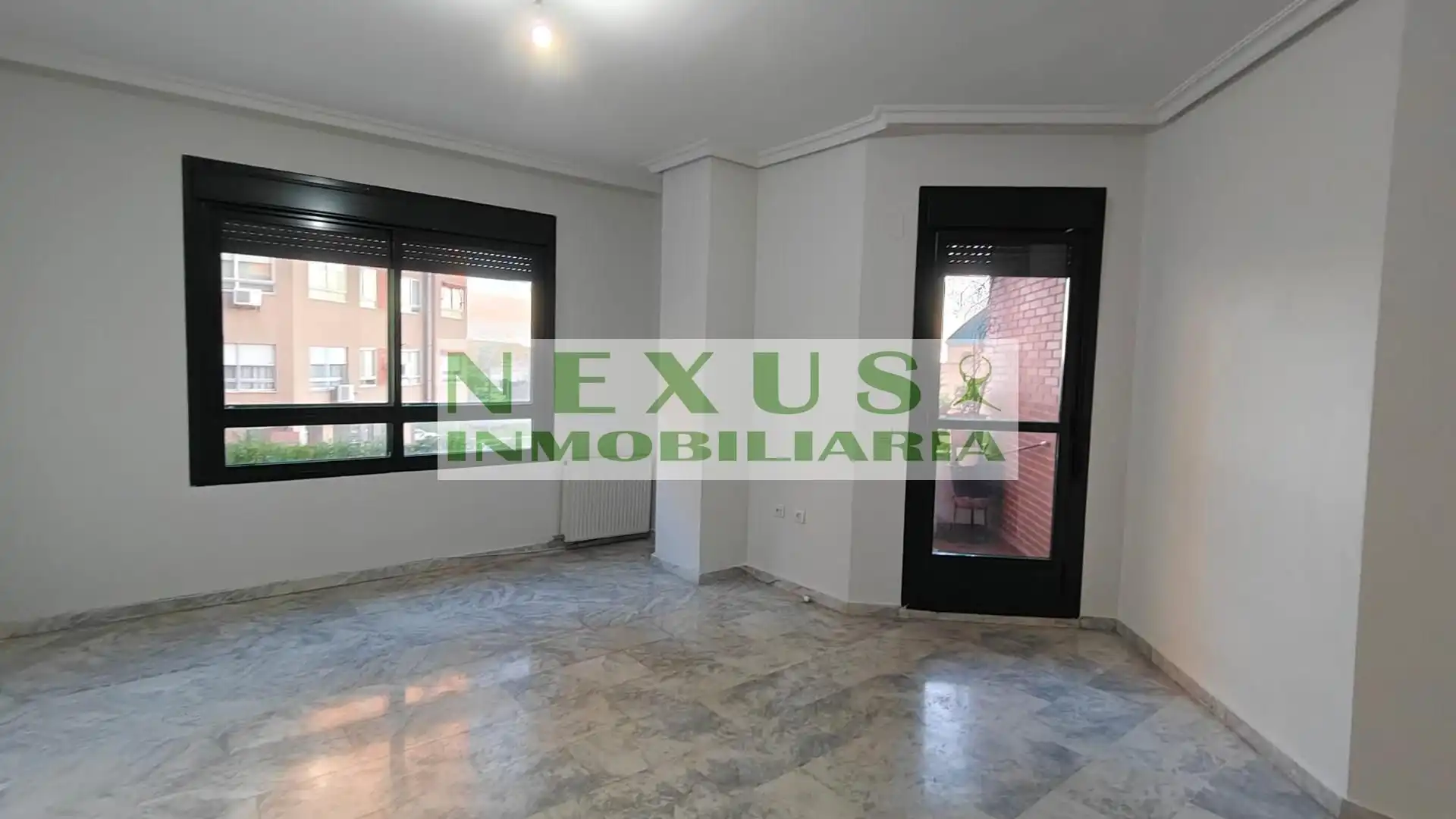 Piso en venta en Cáceres con Aire acondicionado, Calefacción y Terraza